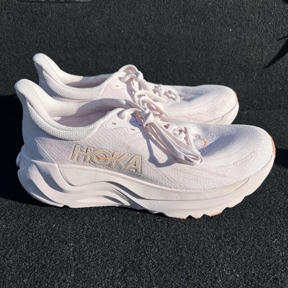 Used Few Times Women's HOKA Arahi 8 Pink Lilac Cream Running Shoes Size 9.5 B